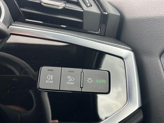 Audi Q3 Photo 37