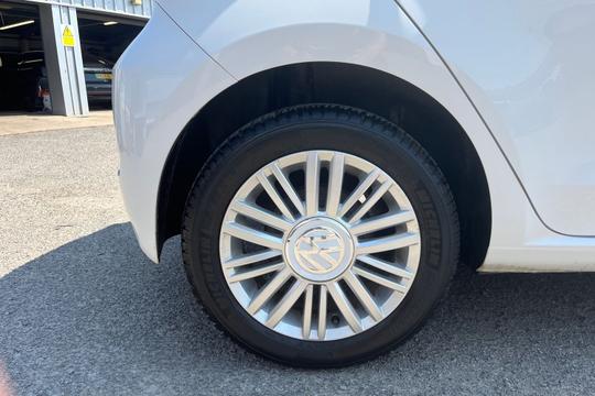 Volkswagen up! Photo autoimg-16e3181308c66042880b70108c12016799475e2f.jpg