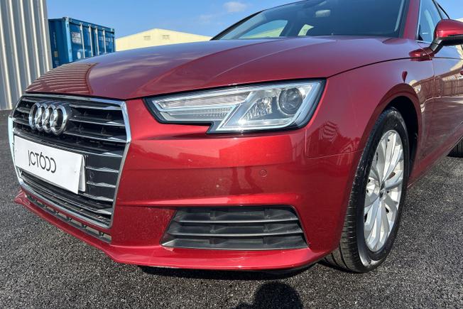 AUDI A4 Avant Photo 30