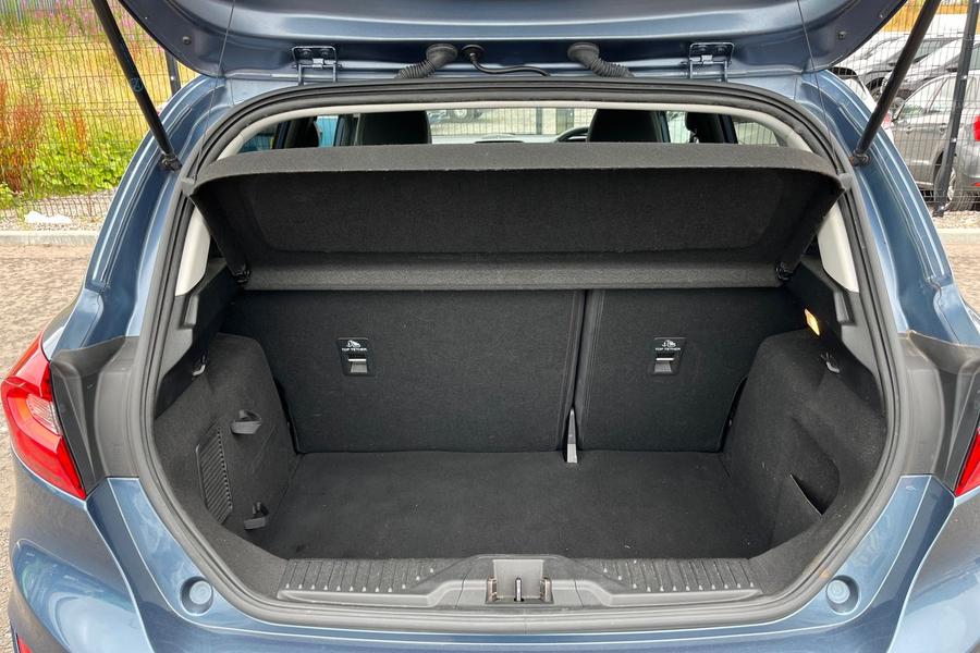 Ford FIESTA Photo autoimg-16e47b791f47f9062a610f7451d42bb647d0c4d7.jpg