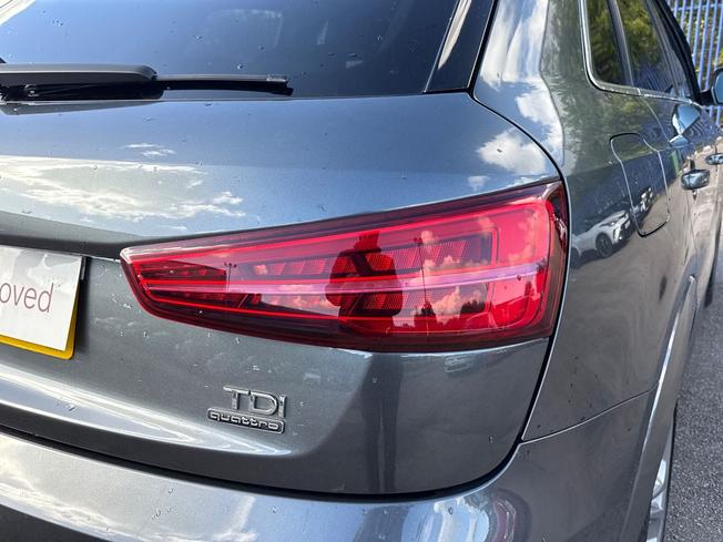 AUDI Q3 Photo 18