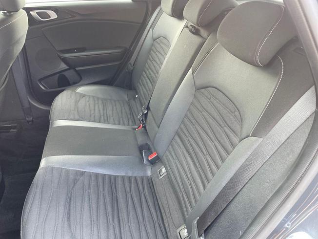 Kia Ceed Photo 9
