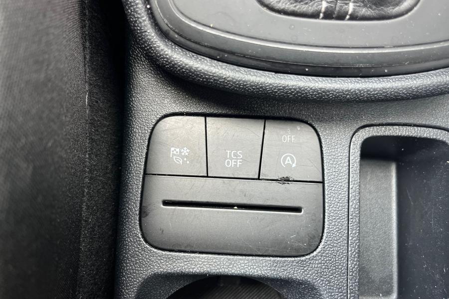 Ford FIESTA Photo autoimg-16f27cdd27e5609ba337435fb6e326e25d63e5f6.jpg
