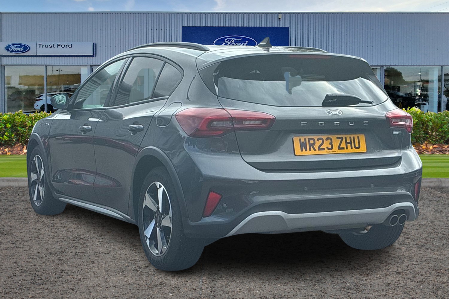 Ford FOCUS Photo 1