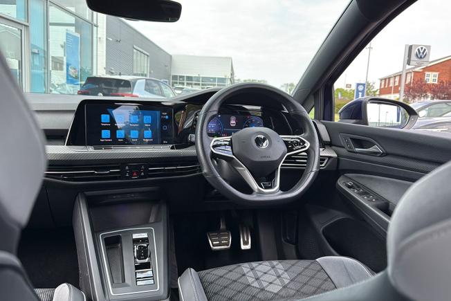 VOLKSWAGEN Golf Photo 39