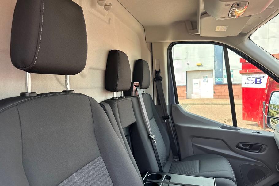 Used Ford TRANSIT WV26YHG 28