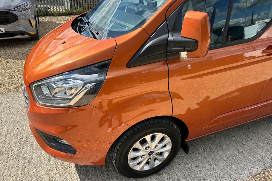 Used FORD TRANSIT CUSTOM MT21ZHU 24