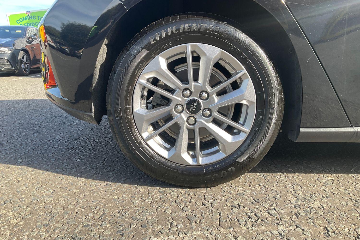 Ford Focus Photo 7