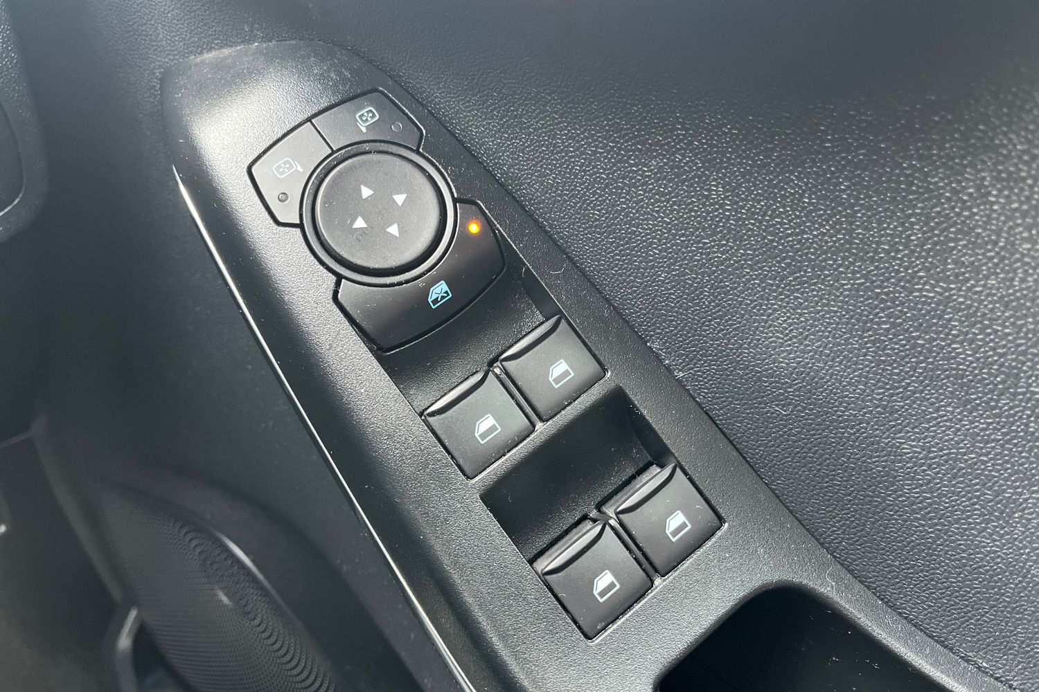 Ford Fiesta Photo 15
