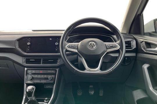 Volkswagen T-cross Photo autoimg-16fd11e813b52de14c28470fd5f8f77da945d810.jpg