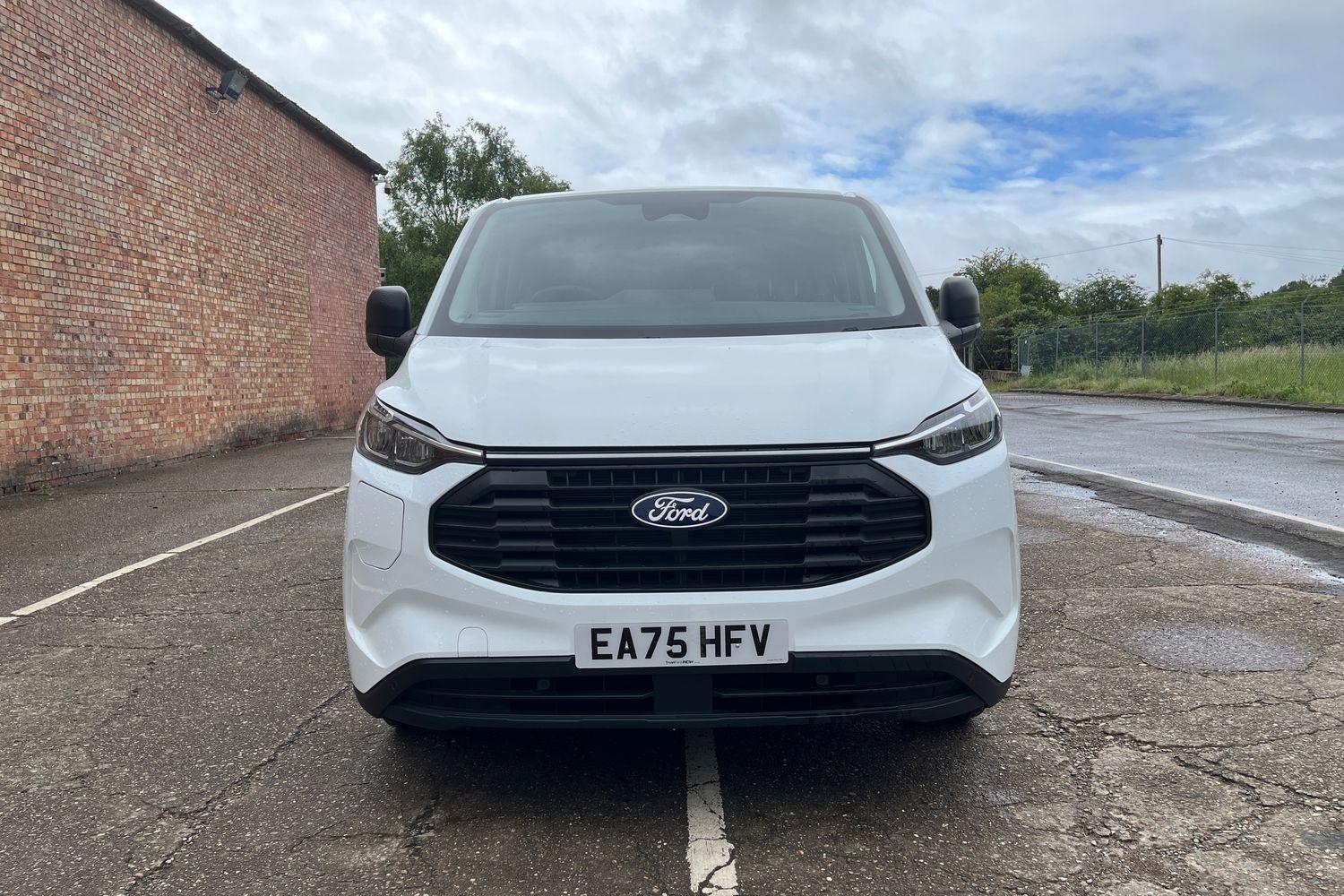 Ford TRANSIT CUSTOM Photo 11