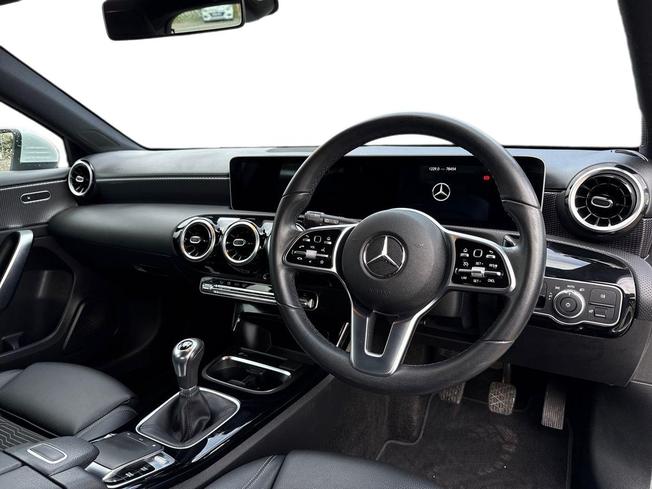 Mercedes-Benz A Class Photo 6