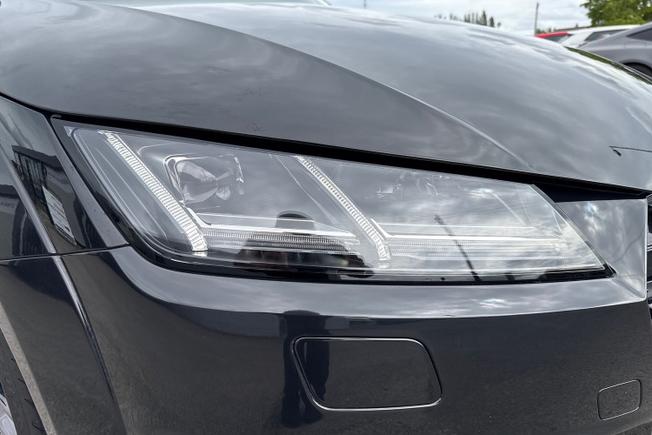AUDI TT Photo 19