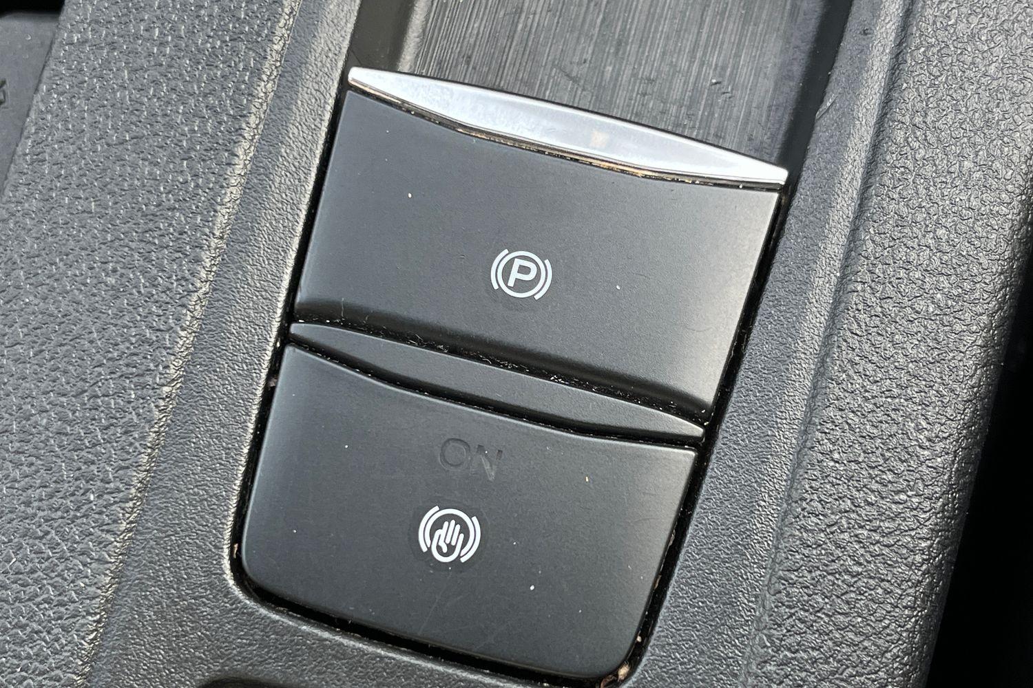 Ford KUGA Photo 34