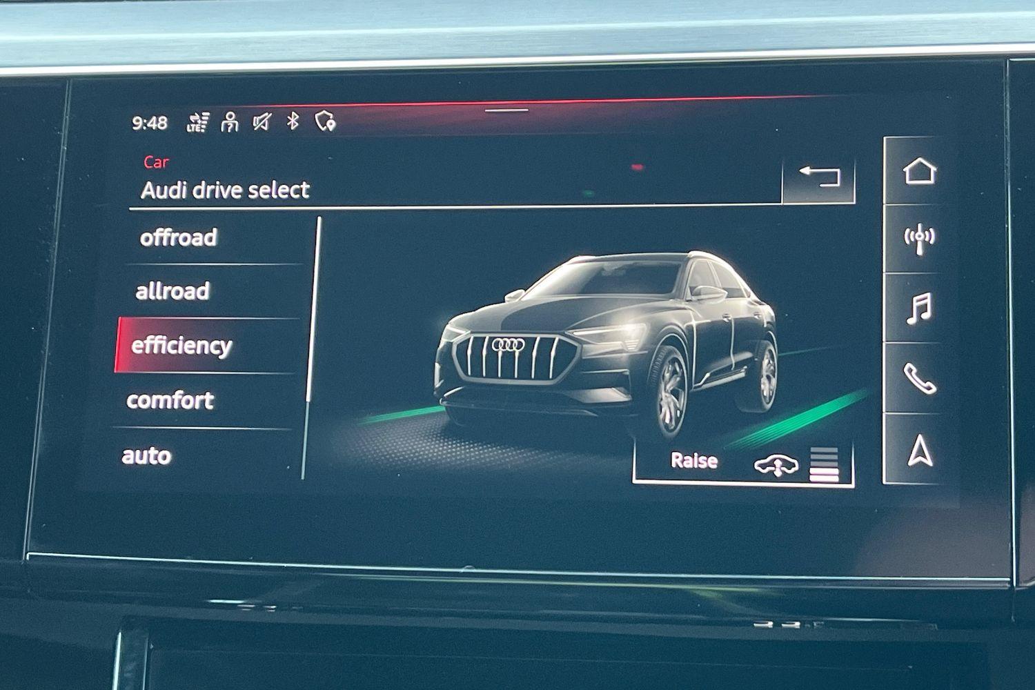 Audi E-TRON Photo 28