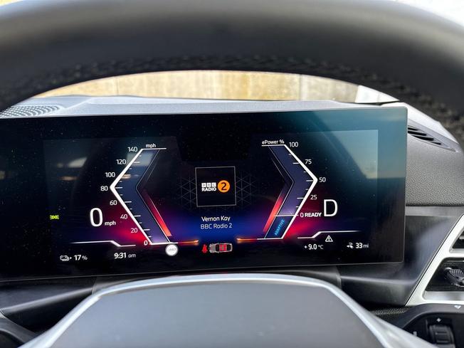 BMW I4 Photo 15
