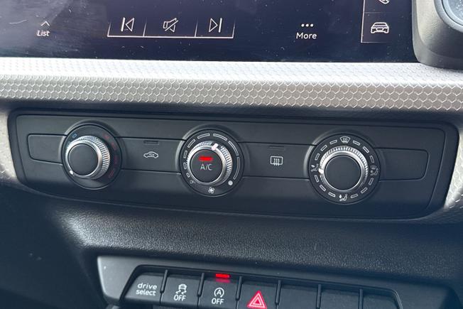 AUDI A1 Photo 37