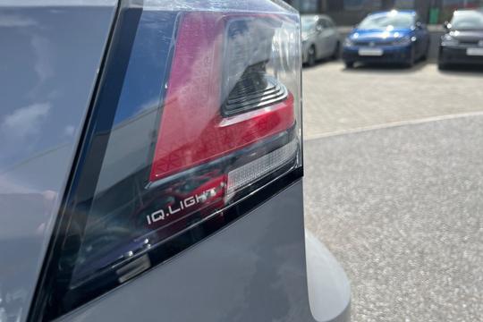 Volkswagen Golf Photo autoimg-17113a948b33f07d12a48556328b4746b17098c5.jpg