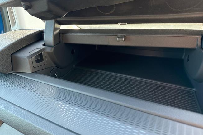 VOLKSWAGEN Transporter Photo 47