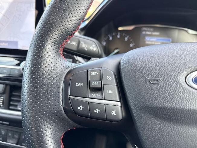 FORD Fiesta Photo 16