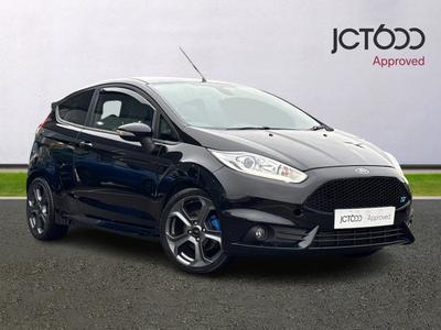 2017 FORD Fiesta 1.6T EcoBoost ST-3 Hatchback 3dr Petrol Manual Euro 6 (182 ps) at JCT600