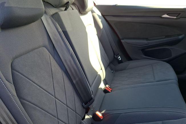 VOLKSWAGEN Golf Photo 9