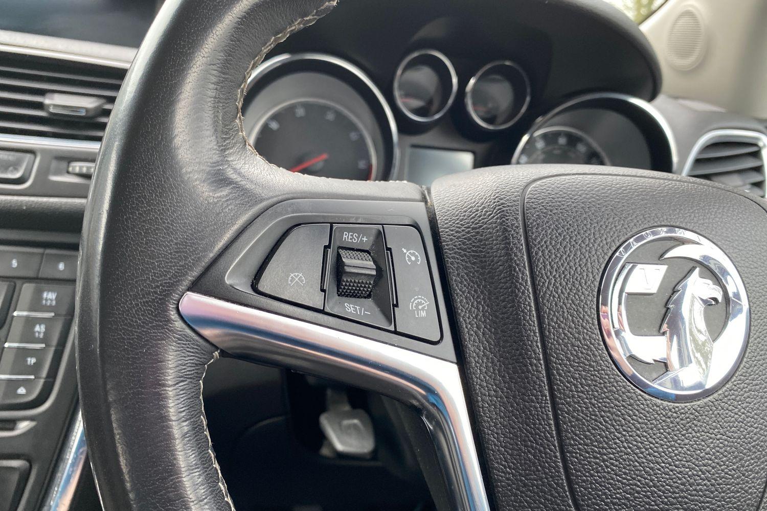 Vauxhall MOKKA Photo 30