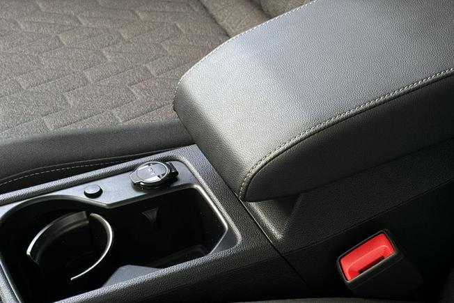 VOLKSWAGEN Golf Photo 41