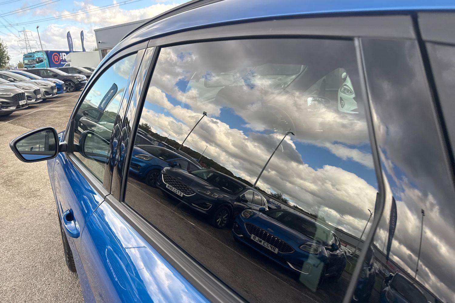 Ford KUGA Photo 24