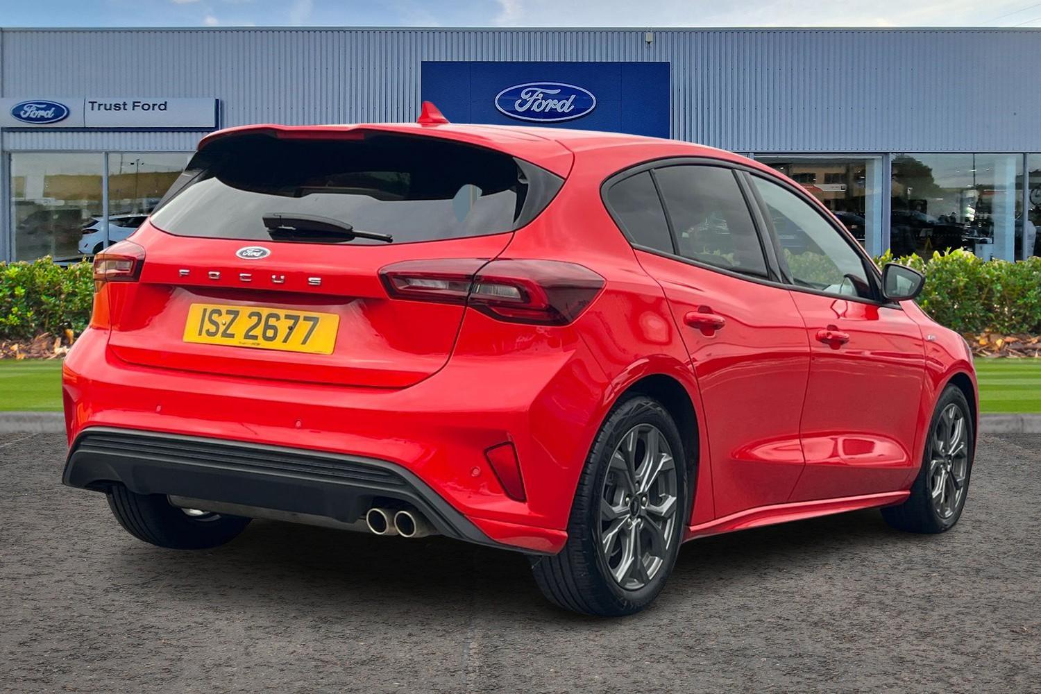 Ford Focus Photo 3