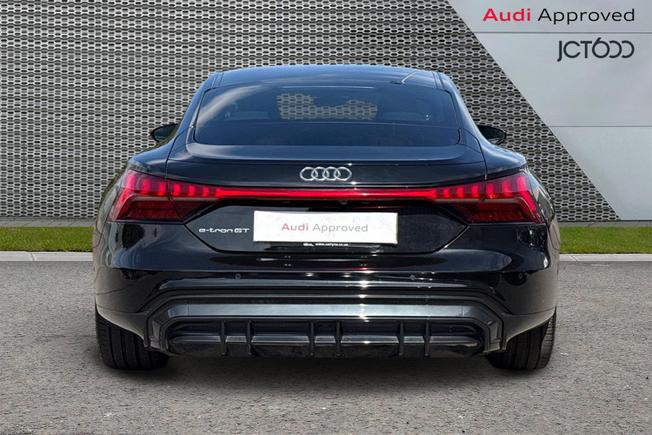 Audi e-tron GT Photo 6