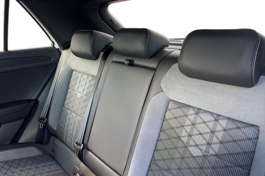 Volkswagen T-roc Photo autoimg-173596f25c869baff1a3a0c68288740ab9663646.jpg