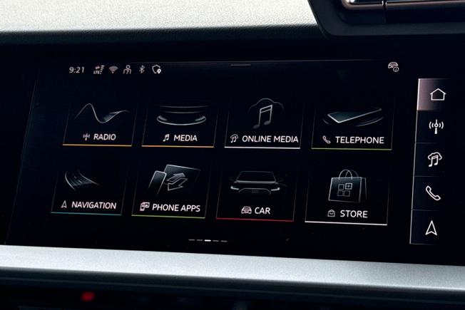 Audi A3 Photo 38