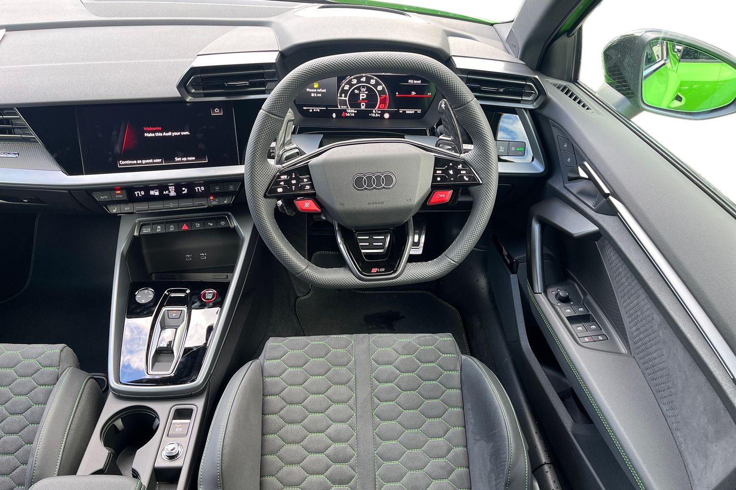 Audi RS3 Photo 10