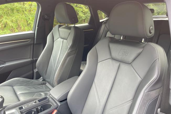 AUDI Q3 Photo 21