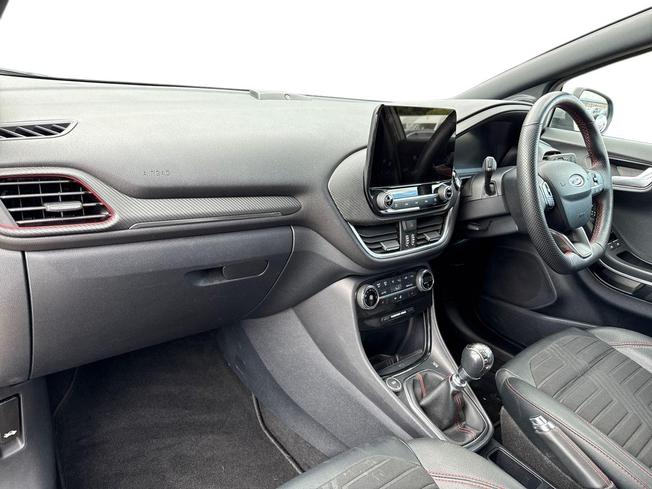 FORD Puma Photo 2