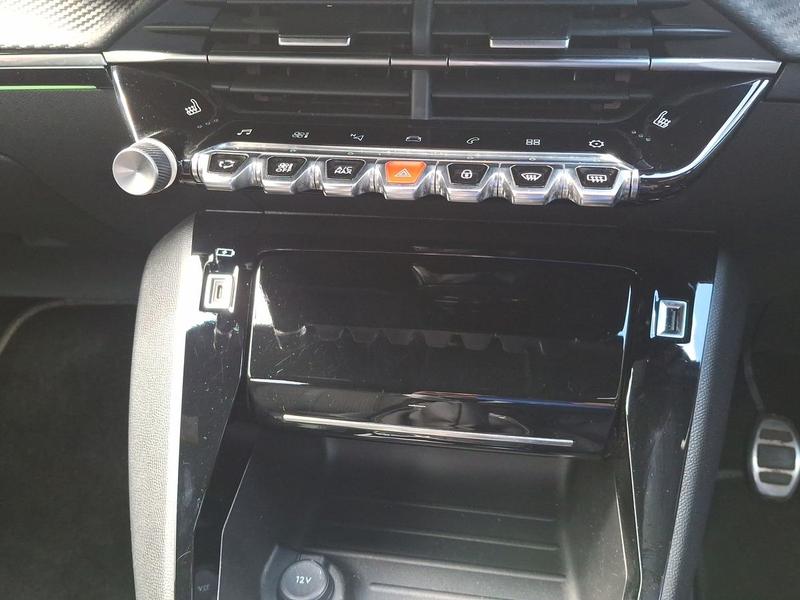 Used Peugeot 2008 NX23YHB 24