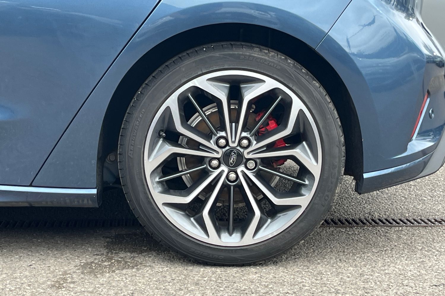 Ford FOCUS Photo 7