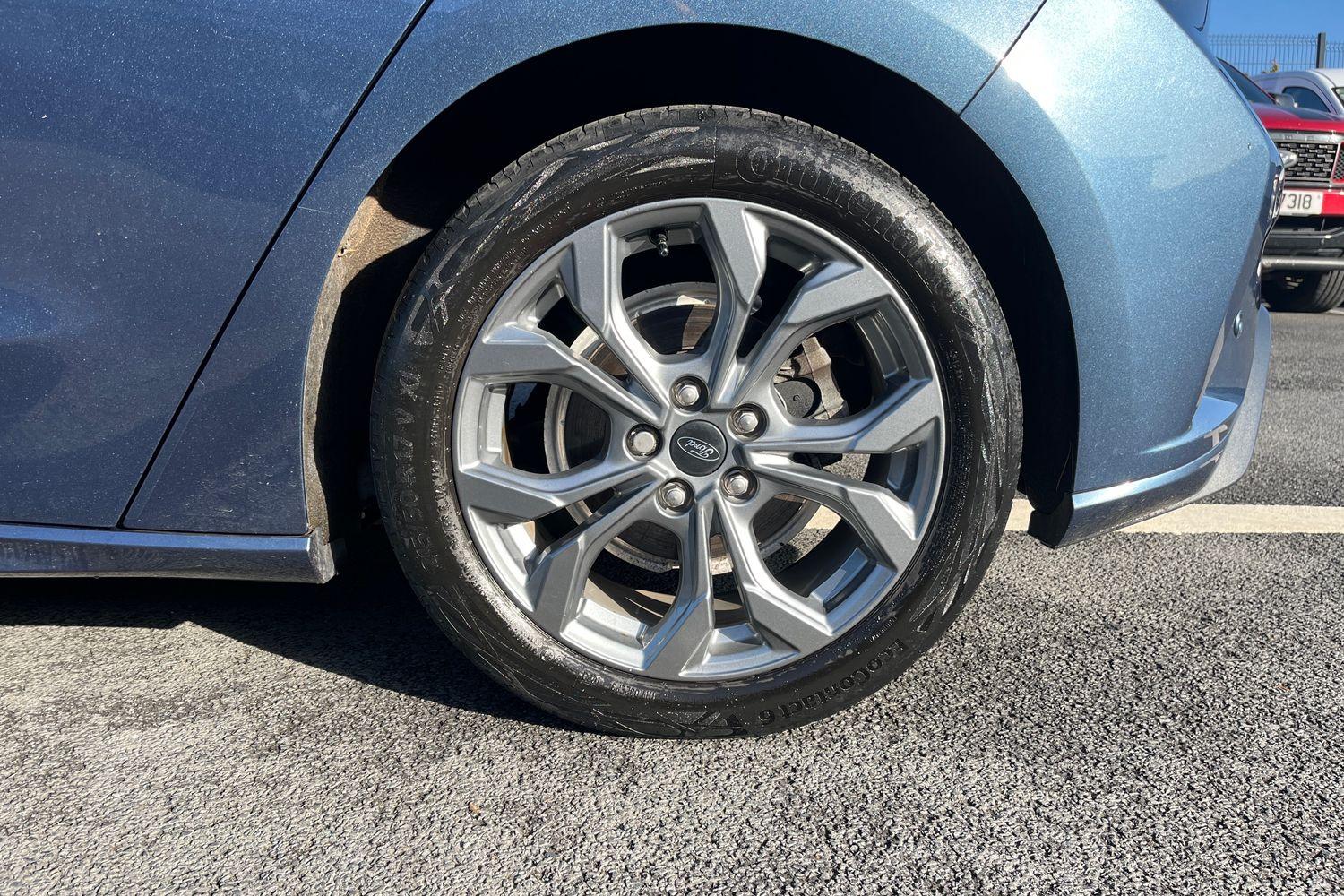 Ford FOCUS Photo 7