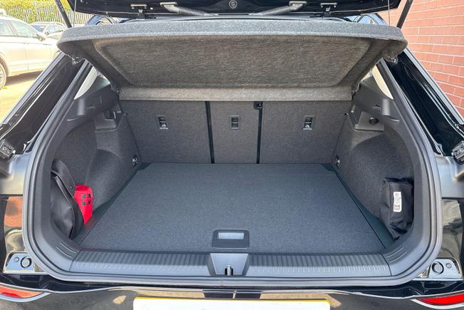 VOLKSWAGEN T-Roc Photo 12