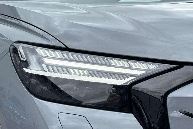 AUDI Q4 e-tron Photo 19