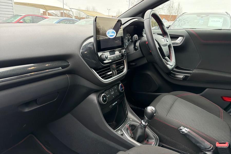 Ford PUMA Photo autoimg-174d1a37fa78c81764d1f708b3368c5eea70c4ec.jpg