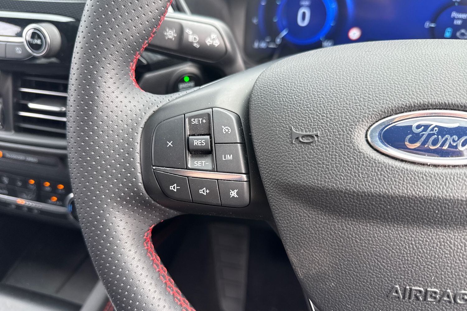 Ford Kuga Photo 22