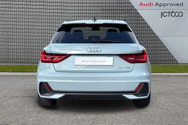 AUDI A1 Photo 7