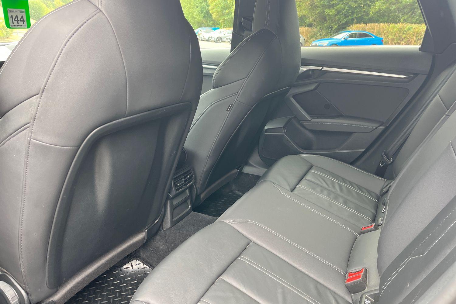 Audi A3 Photo 35