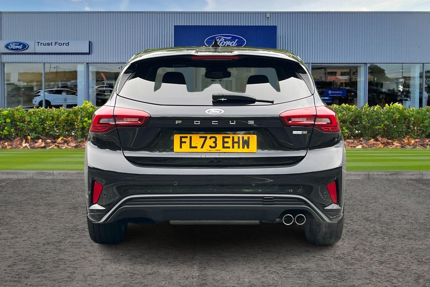 Ford Focus Photo 6