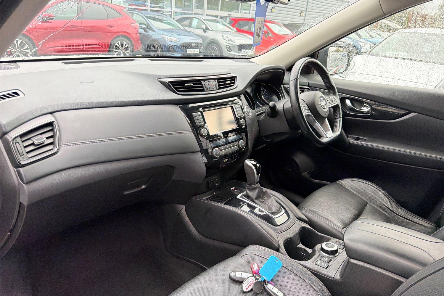 Nissan X-TRAIL Photo 17