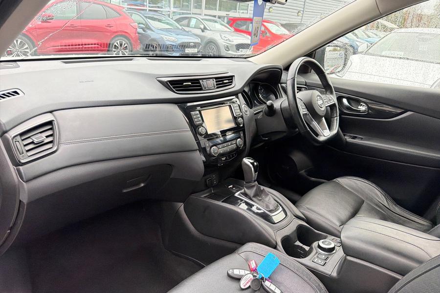 Nissan X-TRAIL Photo autoimg-175a9828dfbac10139c1db0ccb20931f184f1554.jpg