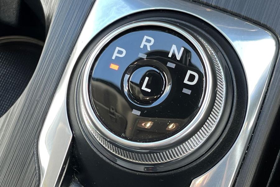 Ford KUGA Photo autoimg-175cbd7925164b32ca8c52a3e9f77cb79fa27924.jpg