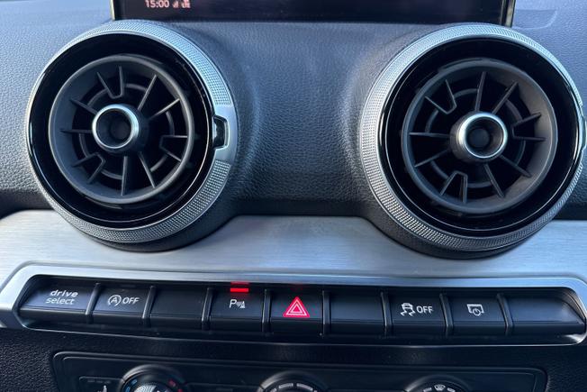 AUDI Q2 Photo 55